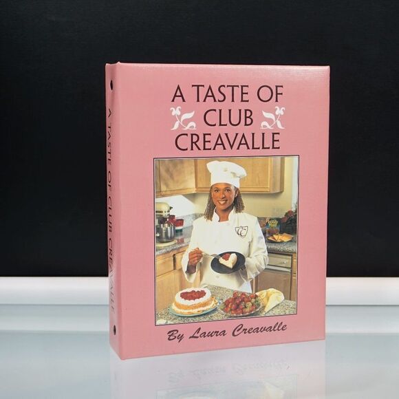 A Taste Of Club Creavalle Maine Cook Book By Laura Creavalle 1996 Morris Press - Picture 1 of 12